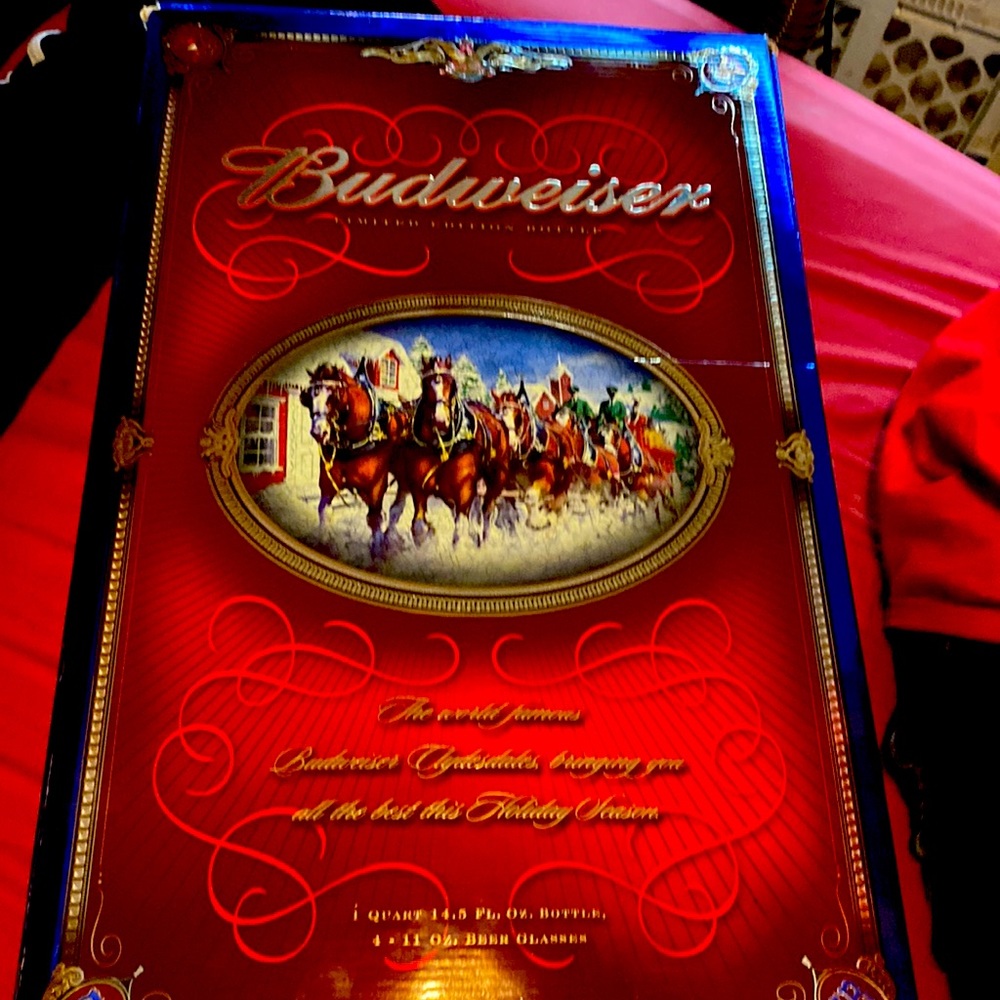 Budweiser Limited edition bottle set Christmas edition